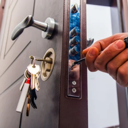 Montaż Zamków Kraków